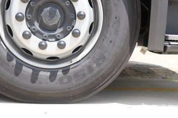 ˹������ Rϵ���ؿ� 500���� 6X2ǣ����(����)(�ͺ�R 500 6x2)ͼƬ