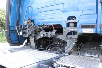 ˹������ Rϵ���ؿ� 500���� 6X2ǣ����(����)(�ͺ�R 500 6x2)ͼƬ