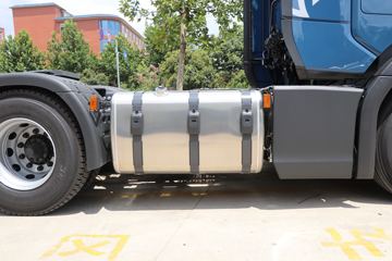 ˹������ Rϵ���ؿ� 500���� 6X2ǣ����(����)(�ͺ�R 500 6x2)ͼƬ