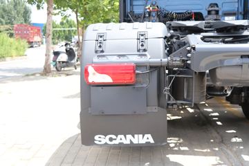 ˹������ Rϵ���ؿ� 500���� 6X2ǣ����(����)(�ͺ�R 500 6x2)ͼƬ