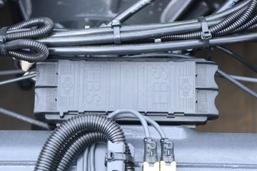 ˹������ Rϵ���ؿ� 500���� 6X2ǣ����(����)(�ͺ�R 500 6x2)ͼƬ