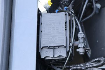 ˹������ Rϵ���ؿ� 500���� 6X2ǣ����(����)(�ͺ�R 500 6x2)ͼƬ