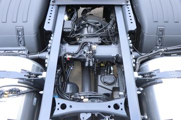 ˹������ Rϵ���ؿ� 500���� 6X2ǣ����(����)(�ͺ�R 500 6x2)ͼƬ