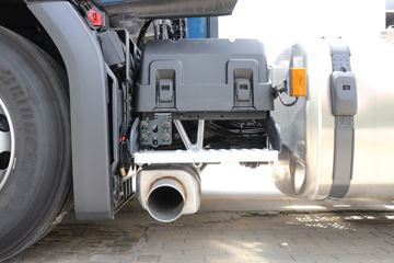 ˹������ Rϵ���ؿ� 500���� 6X2ǣ����(����)(�ͺ�R 500 6x2)ͼƬ