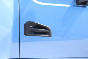 ���� �����V5�ؿ� 560���� 6X4 AMT�Զ�����ͷǣ����(����)ͼƬ