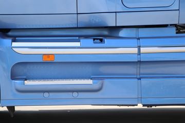 ���� �����V5�ؿ� 560���� 6X4 AMT�Զ�����ͷǣ����(����)ͼƬ