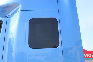 ���� �����V5�ؿ� 560���� 6X4 AMT�Զ�����ͷǣ����(����)ͼƬ