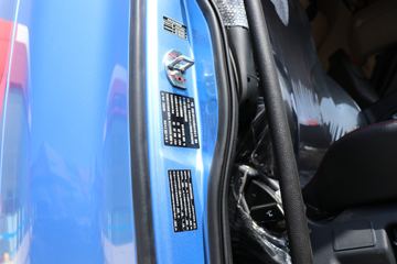 ���� �����V5�ؿ� 560���� 6X4 AMT�Զ�����ͷǣ����(����)ͼƬ