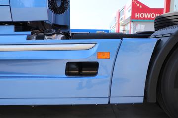 ���� �����V5�ؿ� 560���� 6X4 AMT�Զ�����ͷǣ����(����)ͼƬ