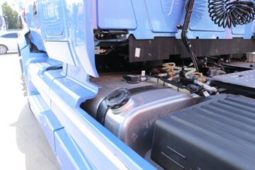 ���� �����V5�ؿ� 560���� 6X4 AMT�Զ�����ͷǣ����(����)ͼƬ