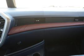 江山高顶&nbsp;电动牵引车驾驶室图片