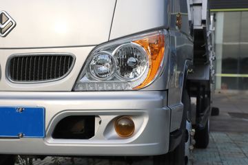 ŷ������ С���� ���а� 95���� 4X2 2.95�׵�����ж��ͼƬ