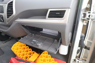 ŷ������ С���� ���а� 95���� 4X2 2.95�׵�����ж��ͼƬ