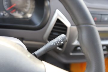 ŷ������ С���� ���а� 95���� 4X2 2.95�׵�����ж��ͼƬ