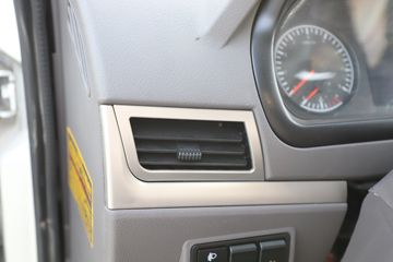 ŷ������ С���� ���а� 95���� 4X2 2.95�׵�����ж��ͼƬ