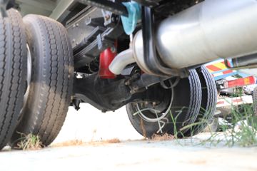 ŷ������ С���� ���а� 95���� 4X2 2.95�׵�����ж��ͼƬ