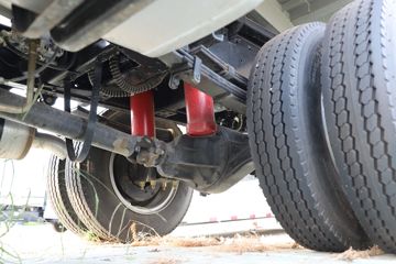 ŷ������ С���� ���а� 95���� 4X2 2.95�׵�����ж��ͼƬ