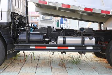 ŷ������ С���� ���а� 95���� 4X2 2.95�׵�����ж��ͼƬ