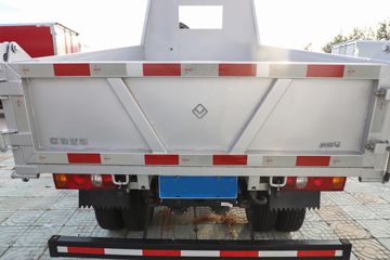 ŷ������ С���� ���а� 95���� 4X2 2.95�׵�����ж��ͼƬ