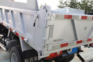 ŷ������ С���� ���а� 95���� 4X2 2.95�׵�����ж��ͼƬ