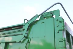 东风新疆 拓行D1 200马力 4X2 3.8米自卸车(法士特10JS90A)