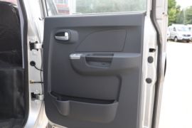 小霸王W17&nbsp;载货车驾驶室                                               图片