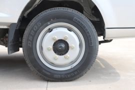 小霸王W17&nbsp;载货车底盘                                                图片