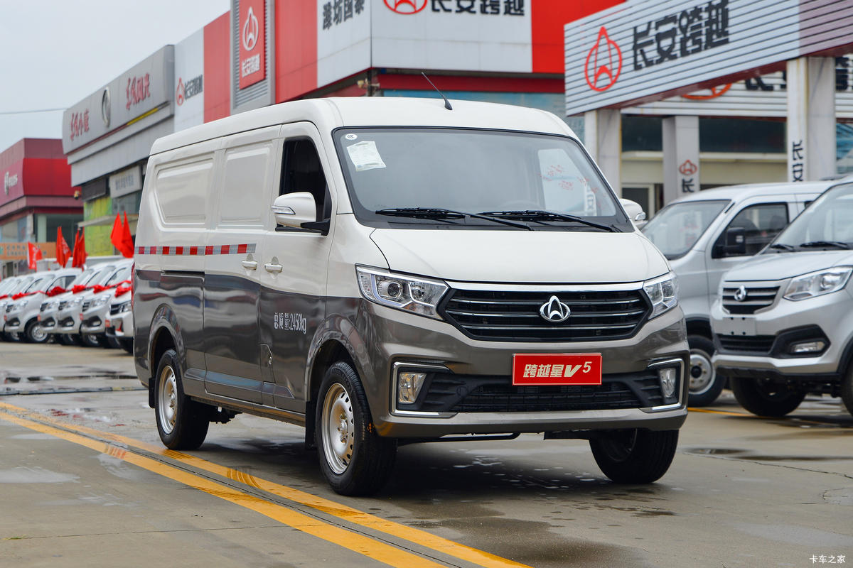 长安跨越 跨越星V5 舒适型 122马力 1.6L汽油 2座 封闭货车