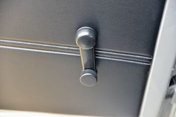 ������Խ��X1 1.3L 91���� ���� 2.2��˫������С��(��̥)ͼƬ