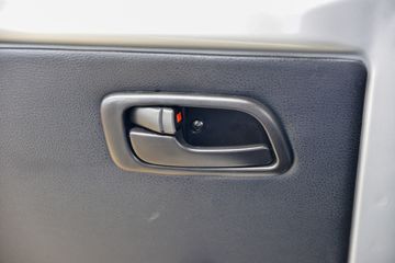 ������Խ��X1 1.3L 91���� ���� 2.2��˫������С��(��̥)ͼƬ