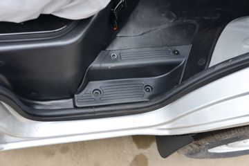 ������Խ��X1 1.3L 91���� ���� 2.2��˫������С��(��̥)ͼƬ