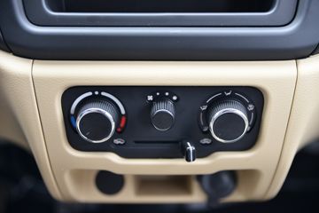 ������Խ��X1 1.3L 91���� ���� 2.2��˫������С��(��̥)ͼƬ