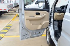 长安跨越王X1 1.3L 91马力 汽油 2.2米双排栏板小卡(后单胎)(SC1031XDS6B1)