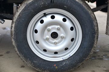 ������Խ��X1 1.3L 91���� ���� 2.2��˫������С��(��̥)ͼƬ