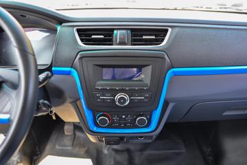 ������Դ �º���EV ������ 2.7T 3.05�׵��Ŵ��綯����΢��(JKC1032D0L0BEV)42.3kWhͼƬ