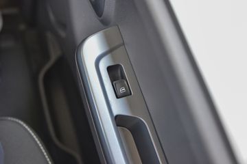 ���� ����M�� 122���� 3.19��˫������С��(BJ1044V9AA6-AB2)ͼƬ