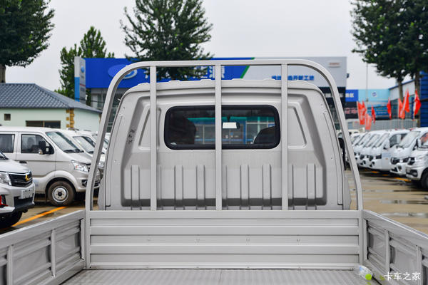 长安跨越X7 为回馈新老客户 ............