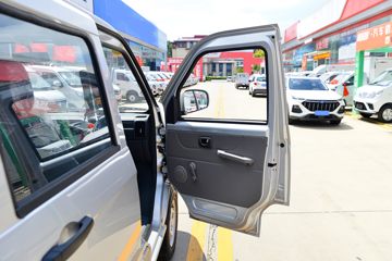 �ɹ� ���� ��׼�� 1.5L 115���� ���� 2.16��˫������΢��(����)ͼƬ