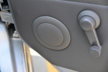 �ɹ� ���� ��׼�� 1.5L 115���� ���� 2.16��˫������΢��(����)ͼƬ