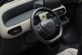 金琥EV48&nbsp;电动封闭厢货驾驶室图片