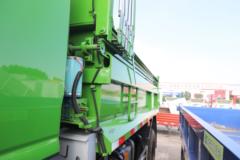 福田瑞沃 大金刚ES5 160马力 4X2 4.2米自卸车(BJ3184DLPDA-03)