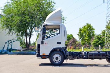 ���� ����S6 152���� 4.18�׵��Ų�դʽ�Ῠ(����)ͼƬ