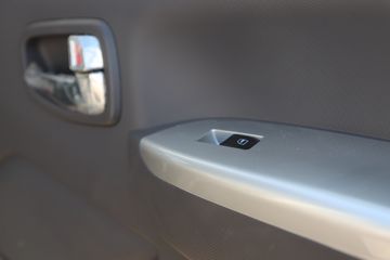 �������� ����ES5 ������ 240���� 6X2 4.8����ж��ͼƬ