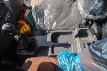 �������� ����ES5 ������ 240���� 6X2 4.8����ж��ͼƬ