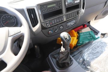 �������� ����ES5 ������ 240���� 6X2 4.8����ж��ͼƬ