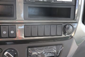 �������� ����ES5 ������ 240���� 6X2 4.8����ж��ͼƬ