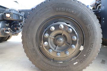 �������� ����ES5 ������ 240���� 6X2 4.8����ж��ͼƬ