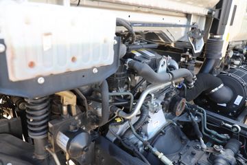 �������� ����ES5 ������ 240���� 6X2 4.8����ж��ͼƬ