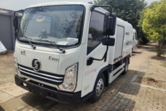 陕汽轻卡 德龙Z1 115马力 4X2 路面养护车(金驫牌)(YJW5040TYHE6)