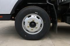 福田 时代领航M5 132马力 4.17米单排仓栅式轻卡(国六)(BJ5046CCY9JDA-51)